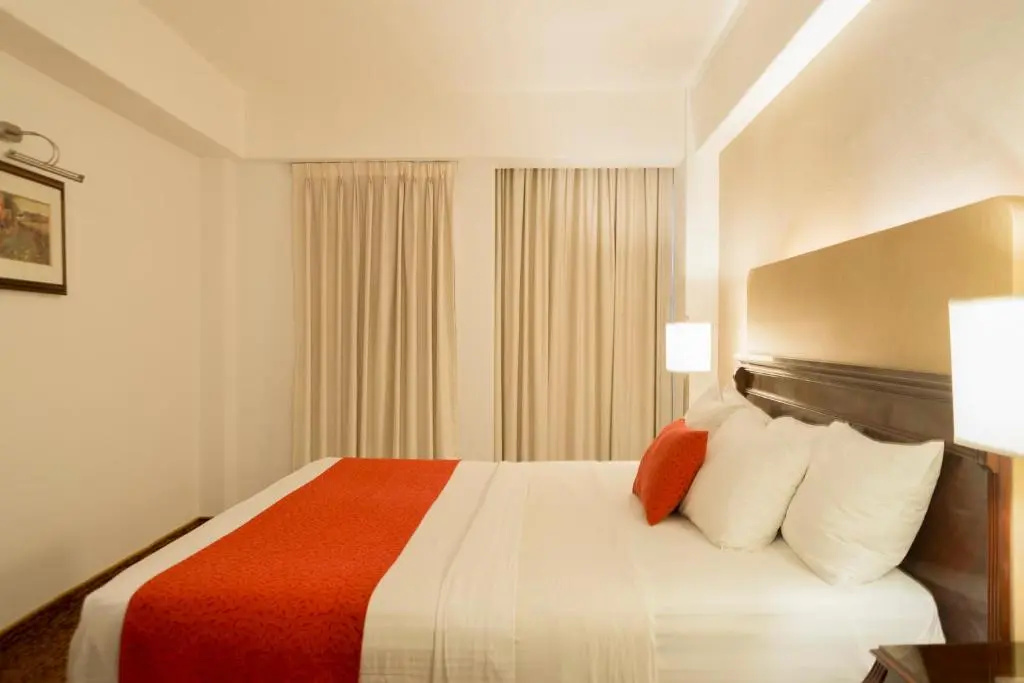 King Double room (full double bed)