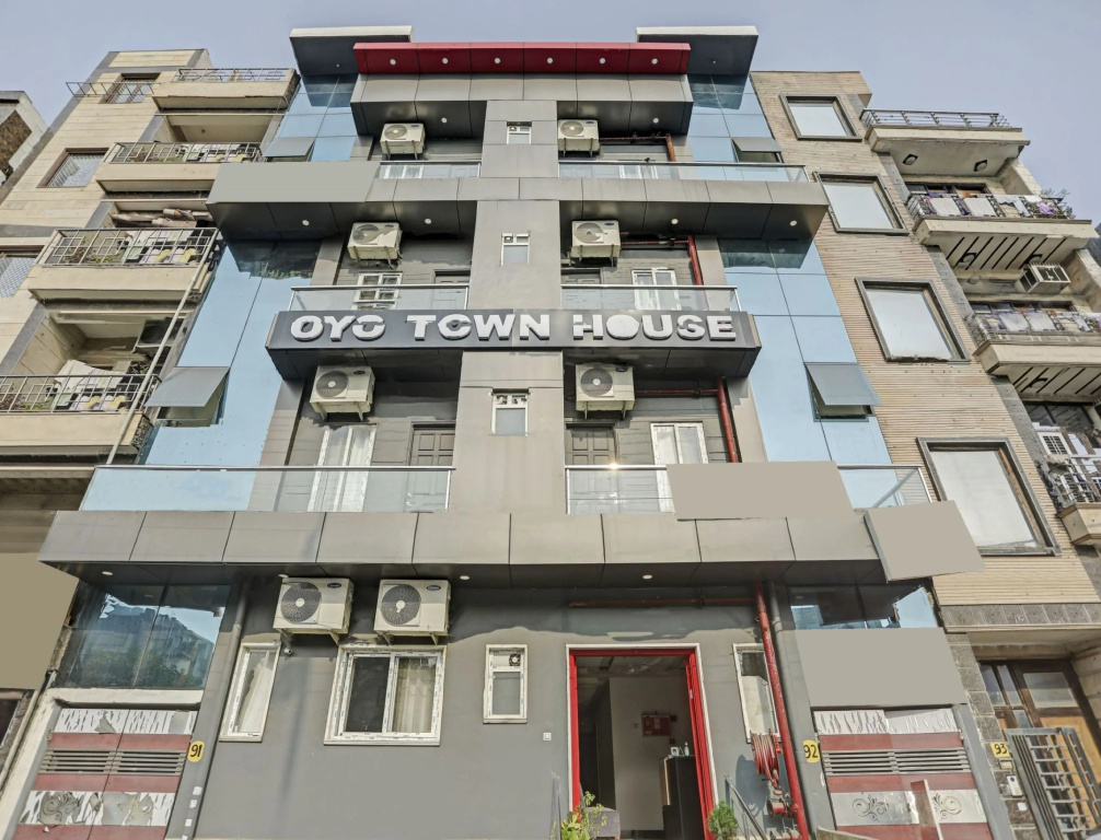 Townhouse Mannat Rohini 16