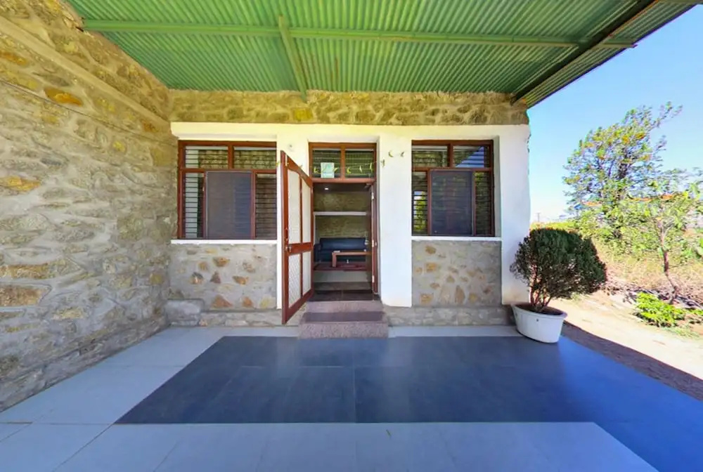 Hill Village Family Studio By OYO Rooms