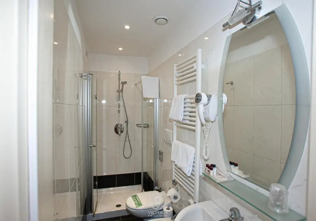 Viktoria Palace Hotel - Chambres
