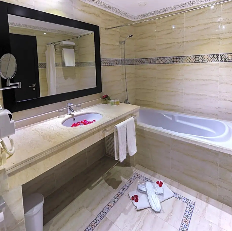Superior Double room with pool view, bed type is subject to availability, full double bed room photo 1