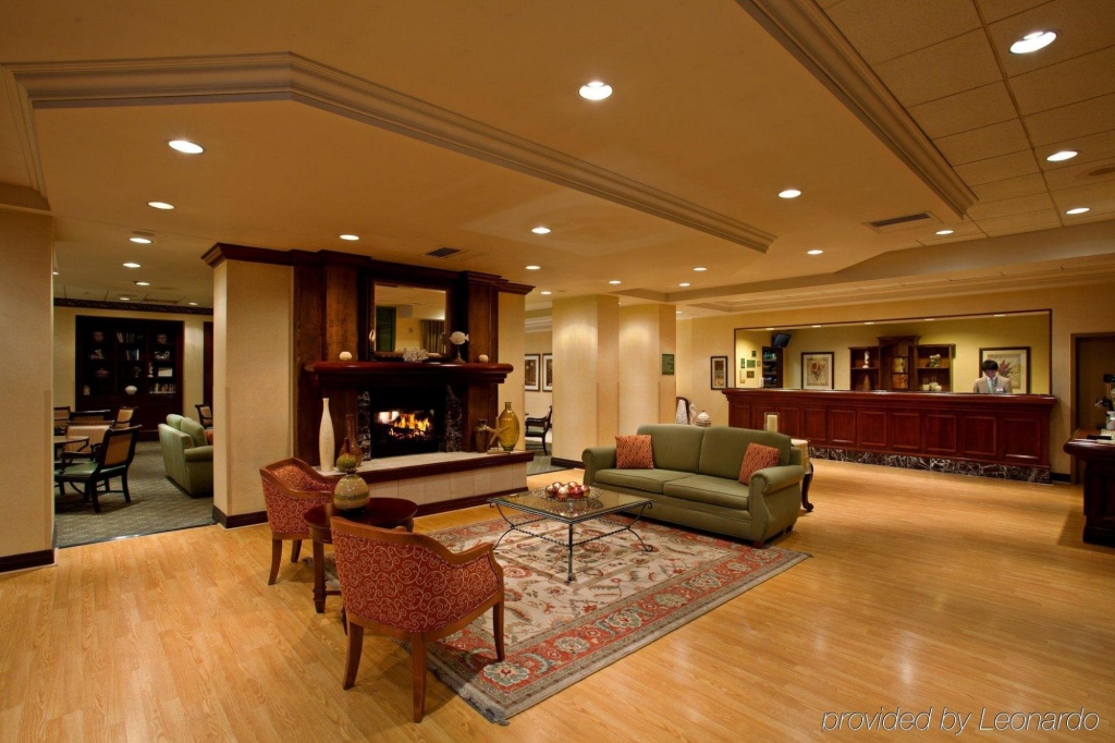 Lobby & Reception