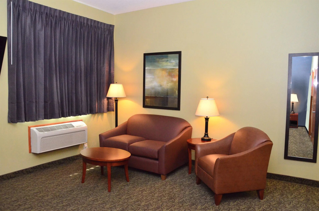Lobby & Reception