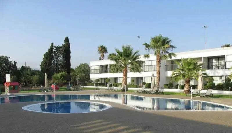 Royal Blue Hotel Paphos - фото 40