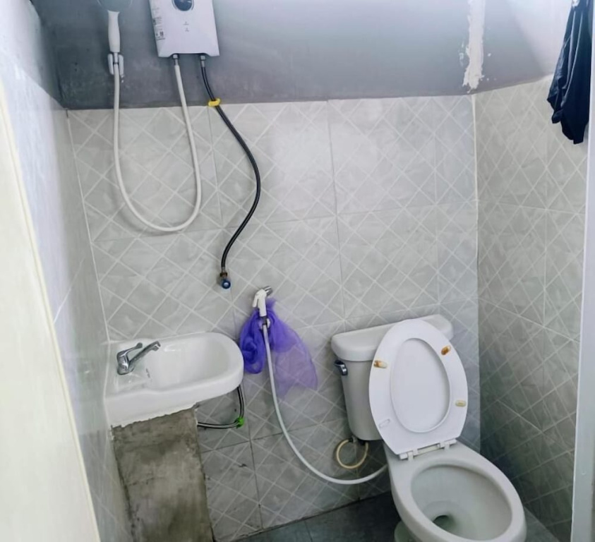 Отель Roxx Social Hostel Cafe  Bistro в Бангкоке