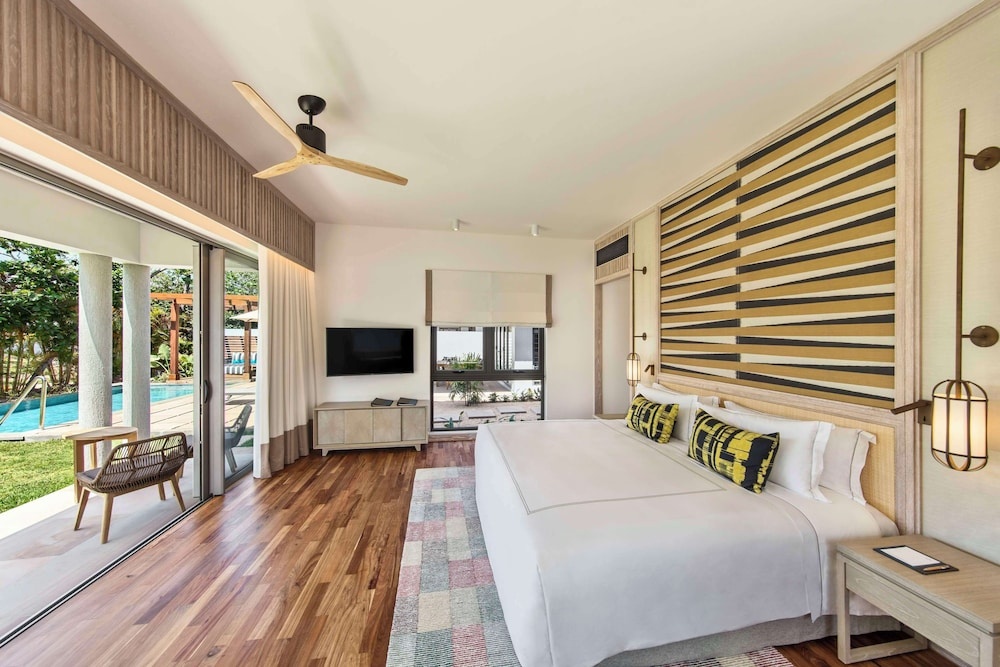 4 Bedrooms Pool Villa
