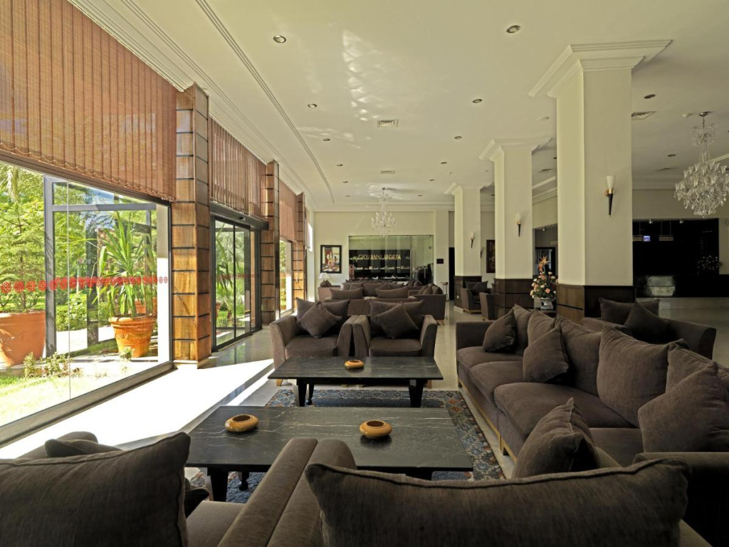 Hotel photo 2