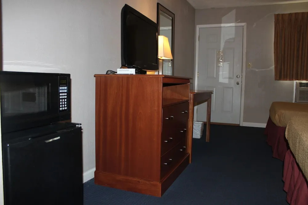 2 Bedrooms Standard Single room