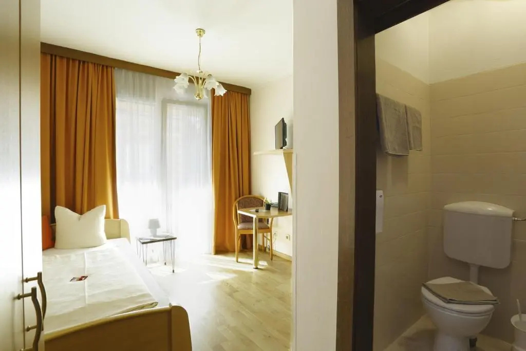 AlpenAdria Stadthotel - Chambres