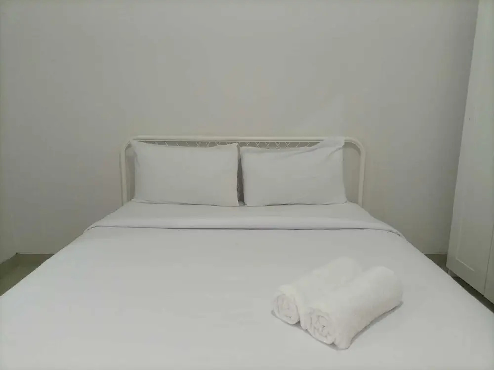Comfortable And Tidy Studio At Barsa City Apartment