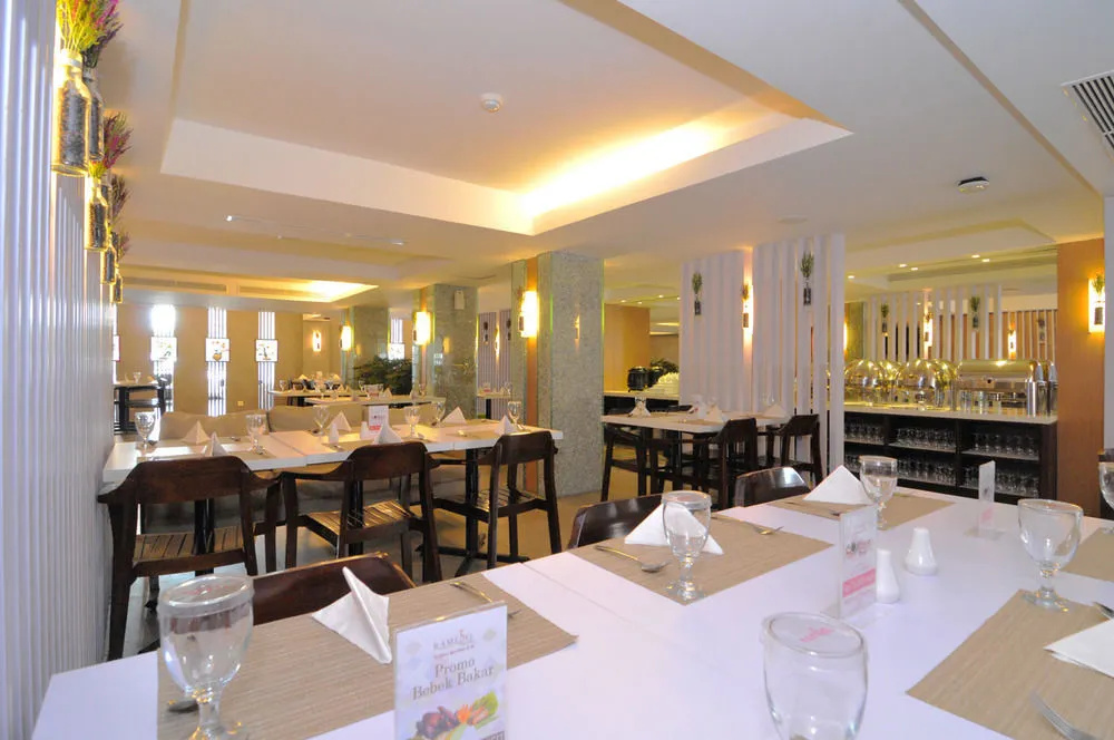 Food & Beverage