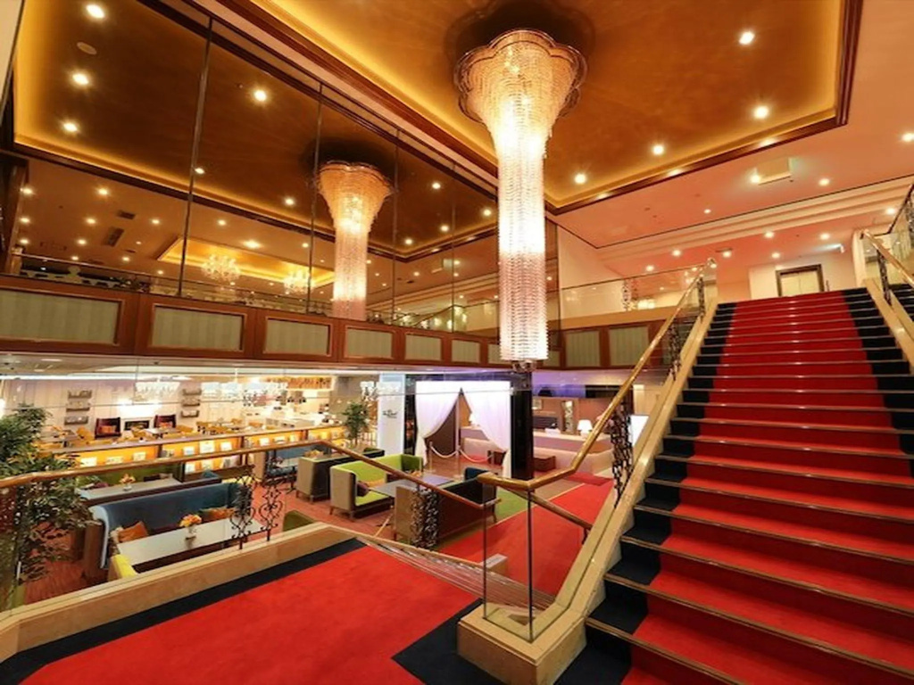 Lobby & Reception