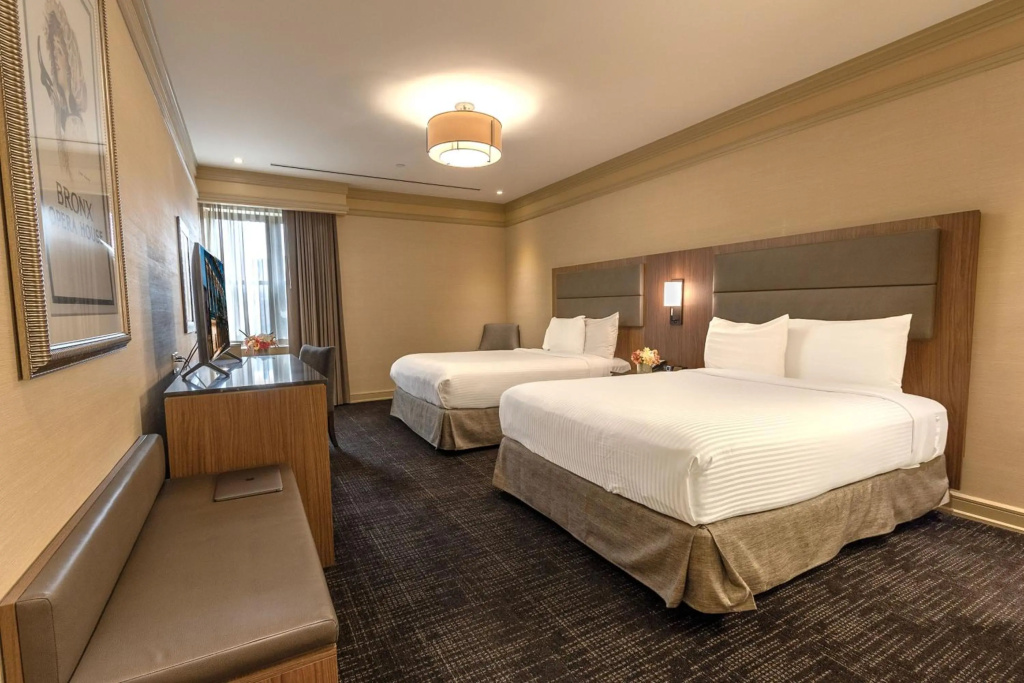 Opera House Hotel — 3