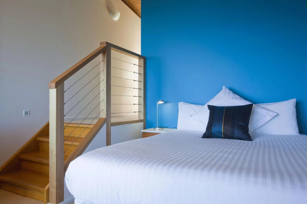 Chris's Beacon Point Restaurant & Villas Accommodation by null