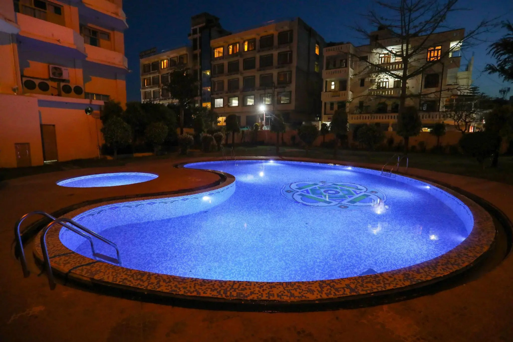 Premium Single room with balcony and with pool view