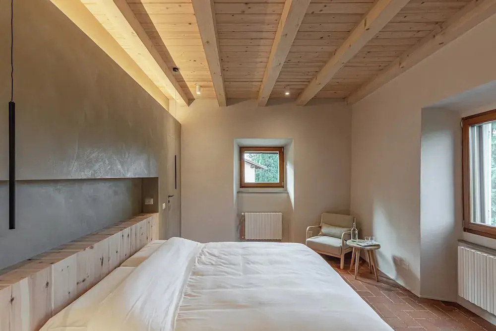 Standard Double room with garden view (full double bed)