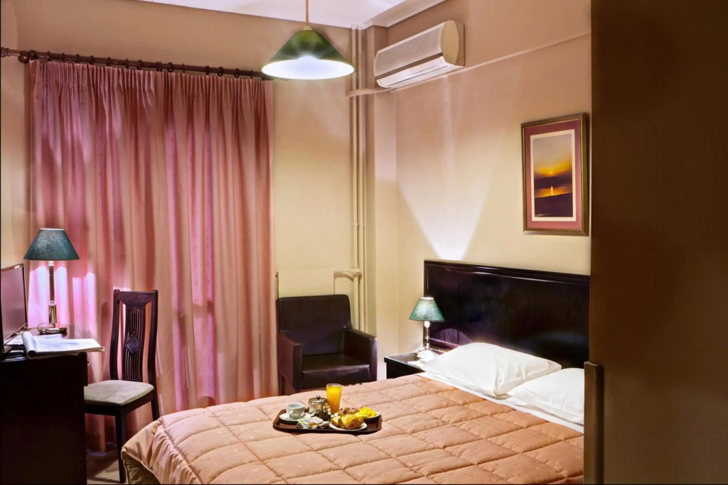 Piraeus City Hotel - фото 32
