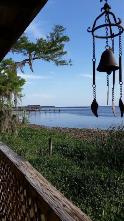 Beach & Waterfront