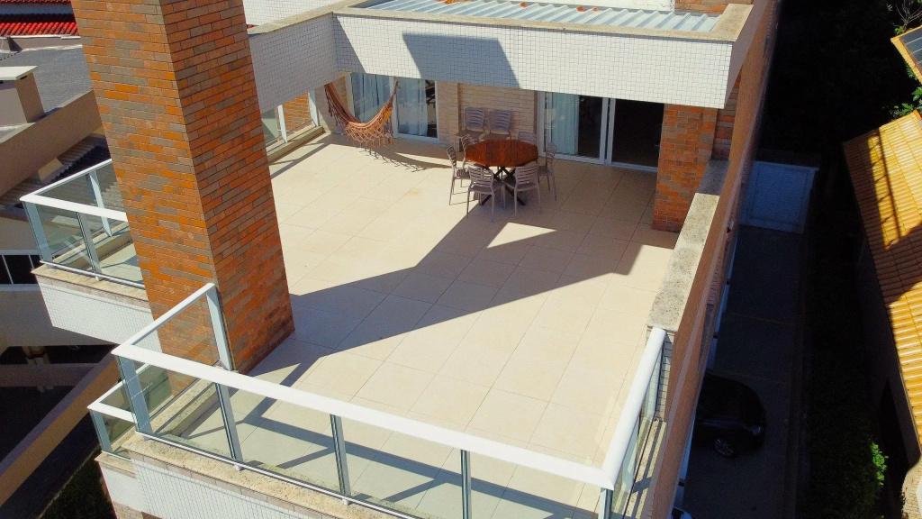 1083 Apartamento Com Vista Para O Mar Em Bombinhas
