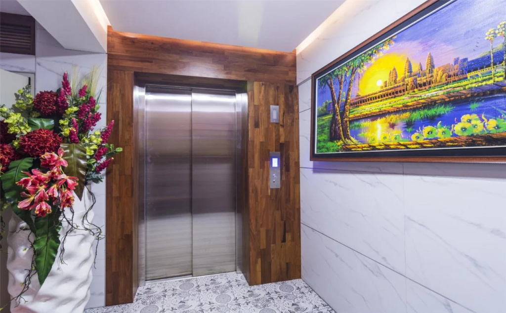 City Comfort Hotel Royal Palace