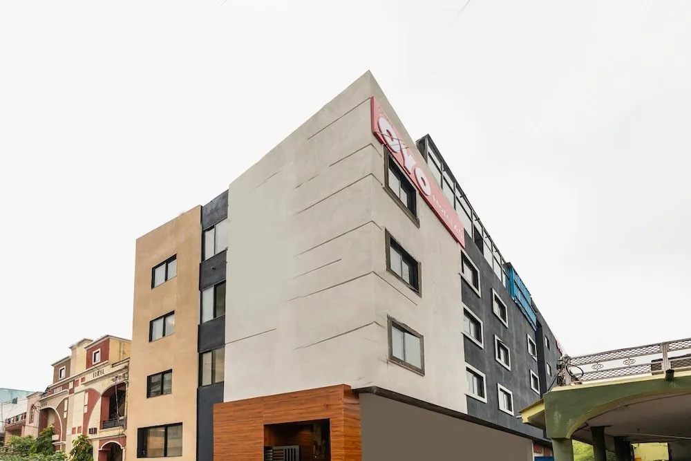 Oyo 42608 Hotel A5