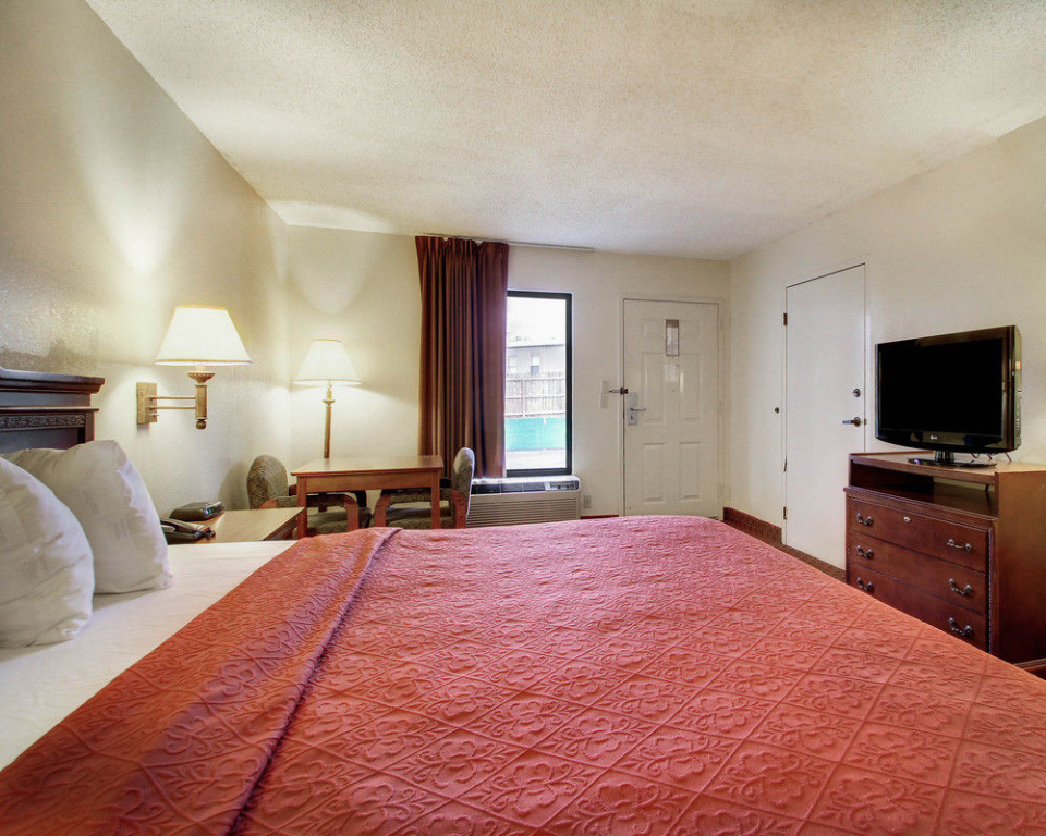 Quality Inn — 3