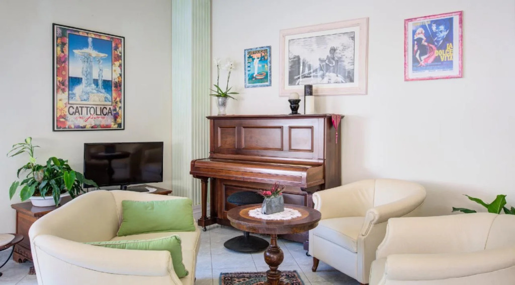 Tres Jolie B&B Hotel