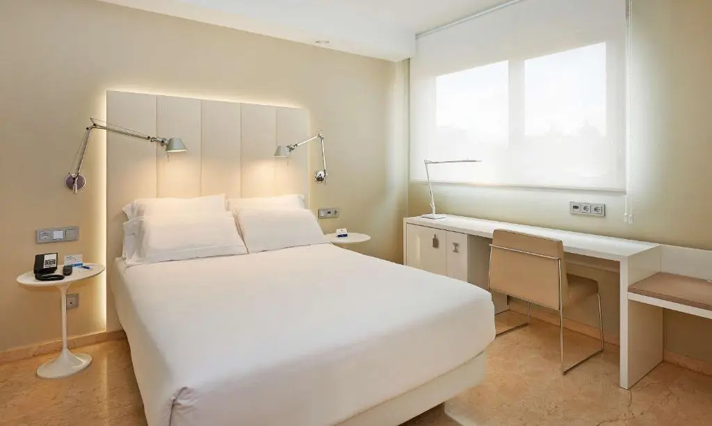 NH Ciudad de Zaragoza - Chambres