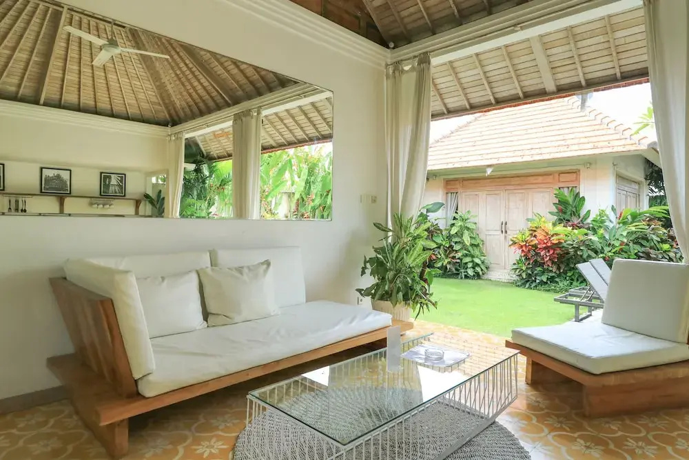 Victoria Villa French