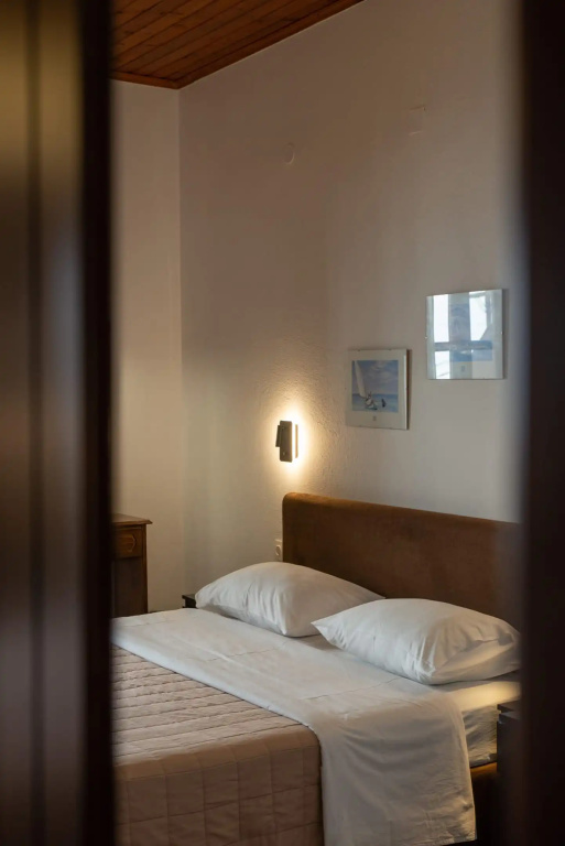 Classic Double room with sea view (full double bed)