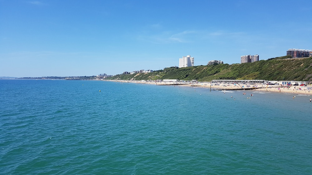 Beach & Waterfront