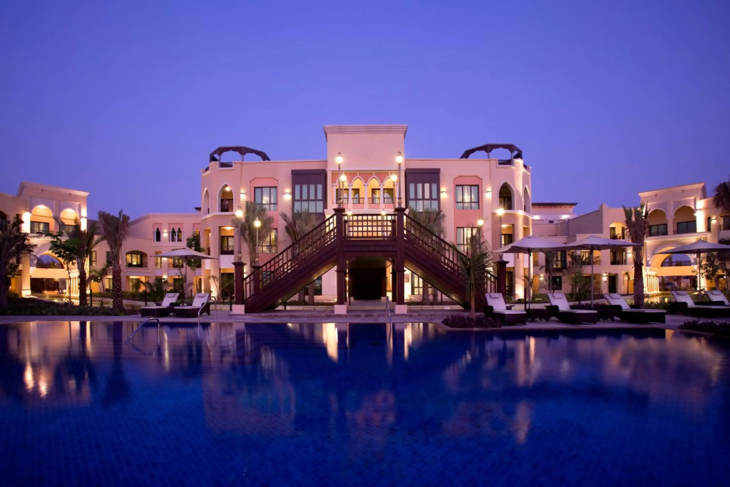 Shangri-La Hotel Apartments Qaryat Al Beri - фото 40
