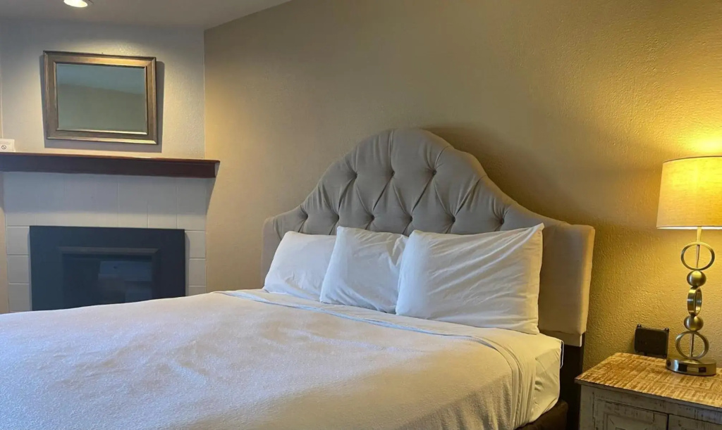 Hilltop Inn & Suites - Général