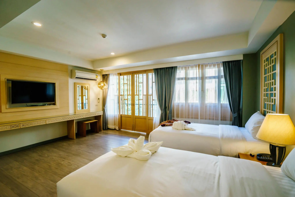 Deluxe Double room (twin beds)