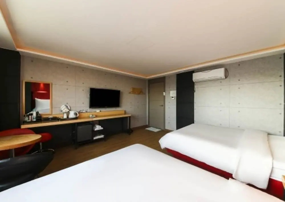 Standard Double room (twin beds)
