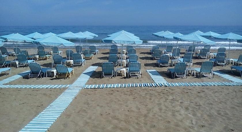 Beach & Waterfront