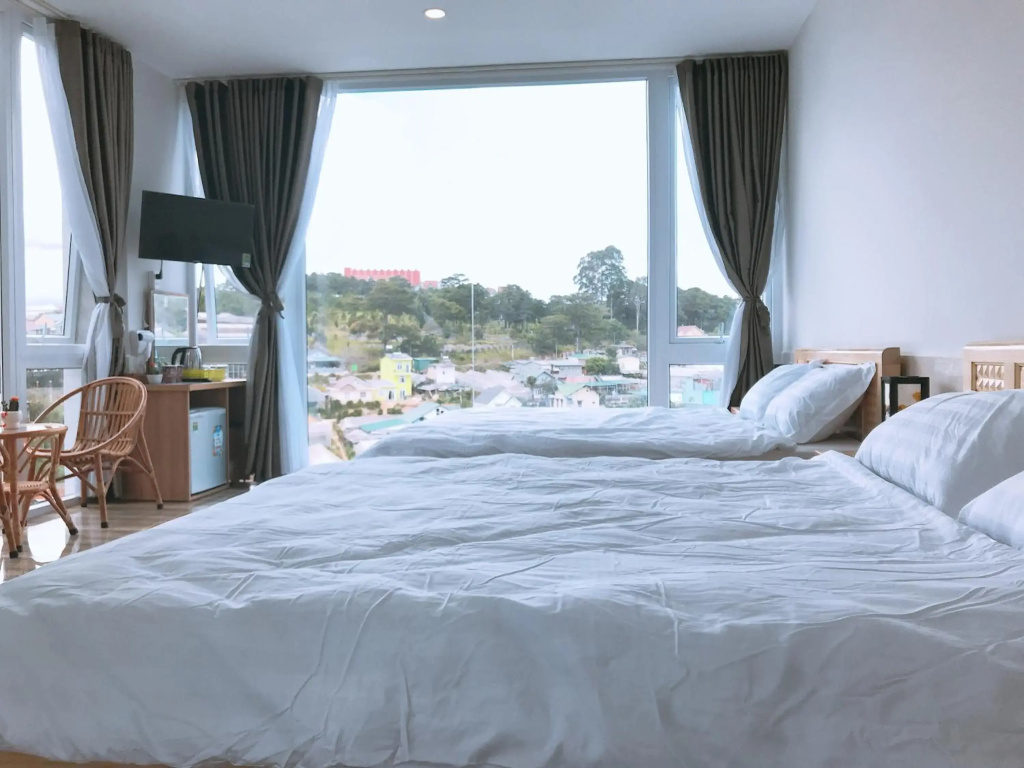 Hotel photo 12