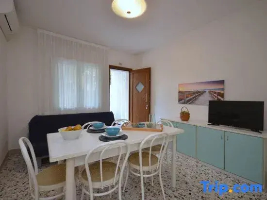 House with Garden in a Great Location