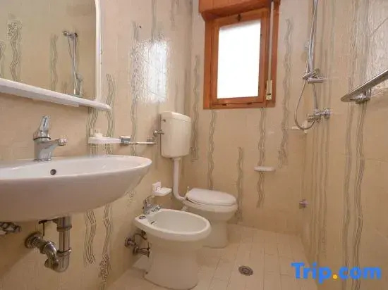 Spacious House for 8 People - Beahost