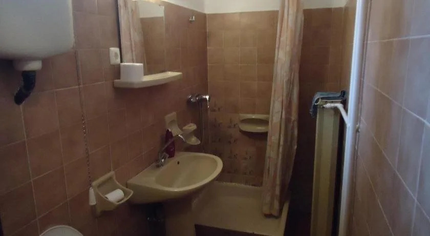 Cola Panzió - фото 10