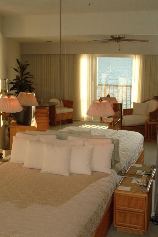 Lighthouse Club Hotel by null