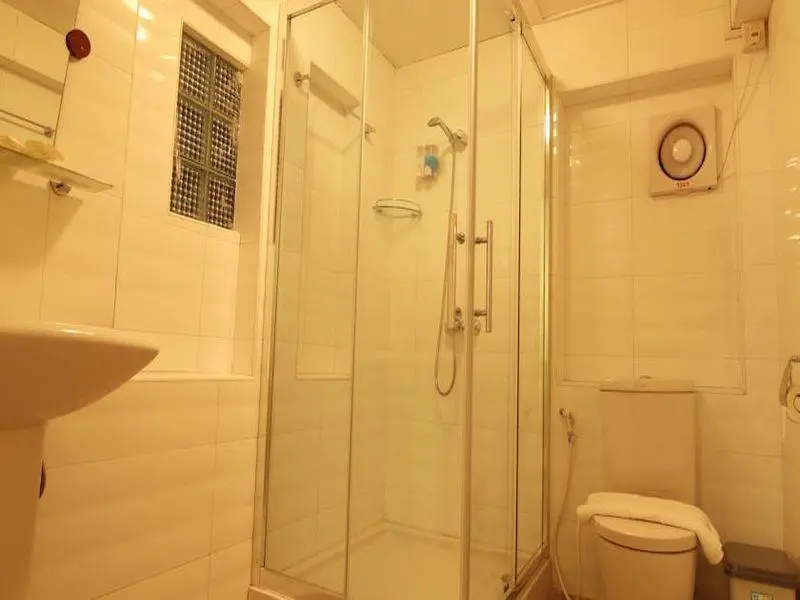 Deluxe Double room (full double bed)