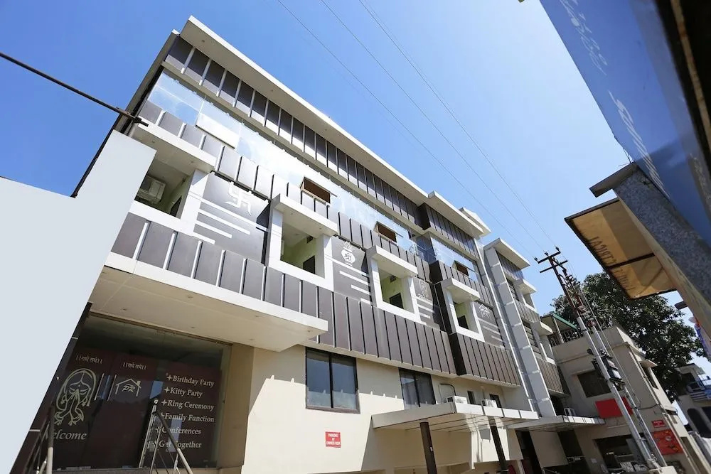 OYO 5424 Pushpanjali Residency