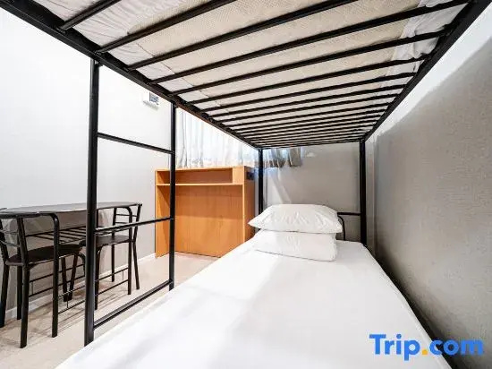 Economy Double room (twin beds)