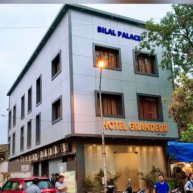 Hotel Grandeur
