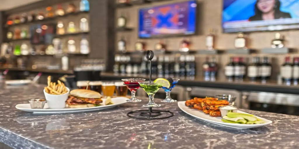 Crowne Plaza Suites MSP Airport - Mall of America by IHG - фото 11