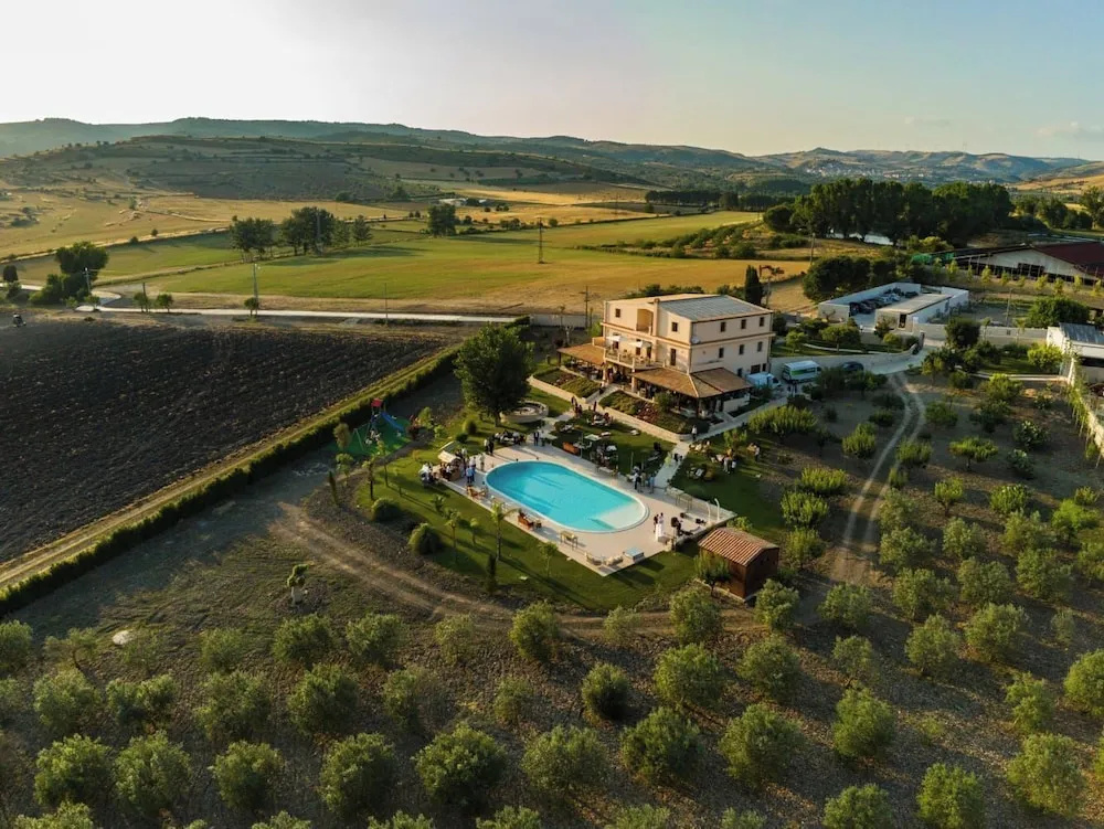Arucimeli Resort