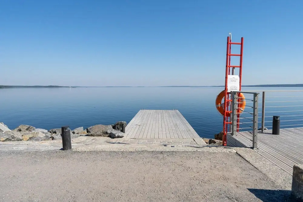 Beach & Waterfront