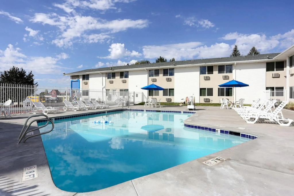 Econo Lodge - фото 17