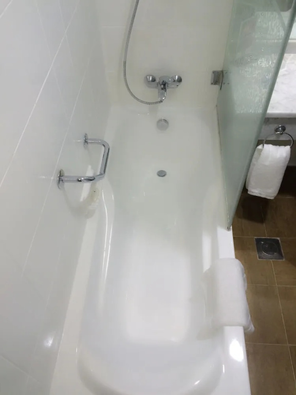 Standard Double room with balcony (twin beds)